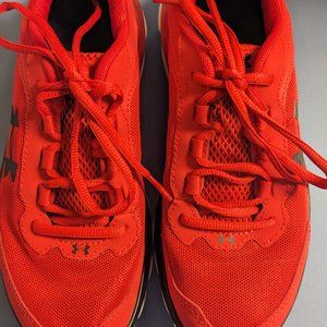 Underarmour sneakers